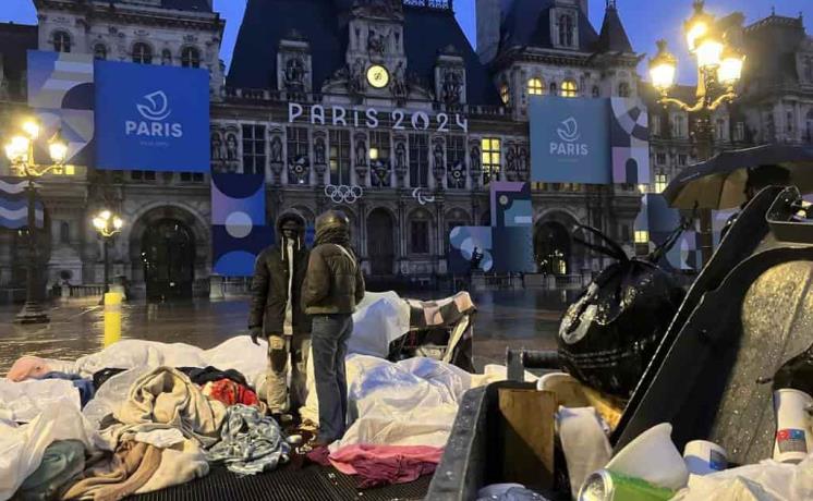 Desalojo de campamento de migrantes en París antes de las olimpiadas