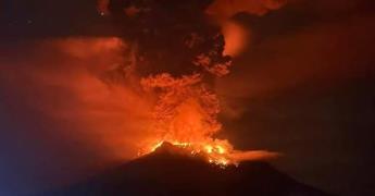Crisis por Erupción Volcánica en Indonesia