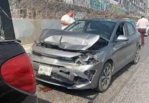 Daños en siete vehículos por choques de este jueves