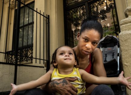 Crisis Migratoria en Nueva York: Impacto en Niños sin Hogar
