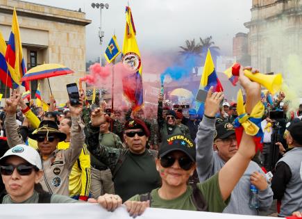 Agresiones a 13 periodistas durante protestas en Colombia
