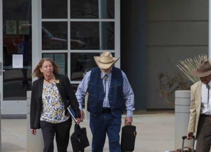 Juicio Nulo en Arizona: Ranchero Acusado de Disparar a Migrantes