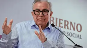 Rocha Moya vuelve a pedir licencia; Congreso elegirá interino