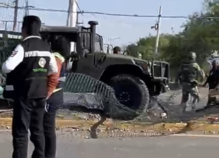 Vehículo Militar se estrella en carretera 57
