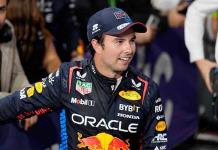 Sainz penalizado en el Gran Premio de Fórmula Uno; Sergio Pérez avanza a la cuarta posición