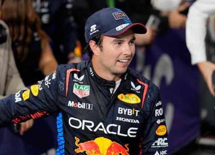 Sainz penalizado en el Gran Premio de Fórmula Uno; Sergio Pérez avanza a la cuarta posición