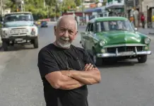 Leonardo Padura y su Impacto en la Literatura Cubana