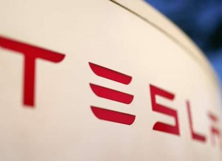 Elon Musk y Tesla en el Salón del Automóvil de Pekín