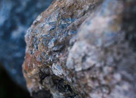 Descubrimiento de rocas con antigüedad del campo magnético terrestre