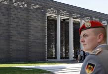 Alemania aprueba el Día de los Veteranos para honrar el servicio militar