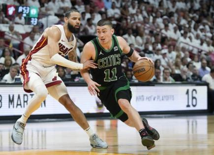 Celtics toman ventaja sobre el Heat en los playoffs de la NBA