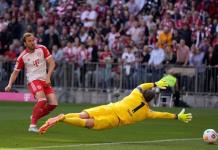 Doblete de Kane da victoria al Bayern previo a duelo con el Madrid