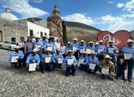 Reciben capacitación prestadores de servicios