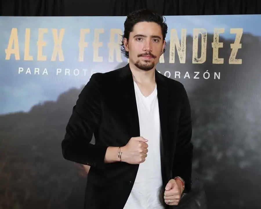 Alex Fernández fusiona mariachi y pop en su nueva propuesta musical