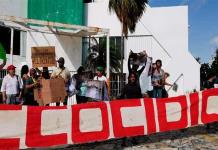 Protesta ciudadana en Cancún contra Semarnat