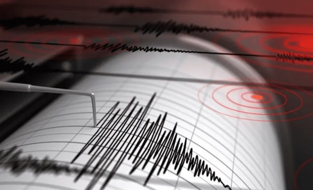 Continúa alerta por tsunami en costas mexicanas