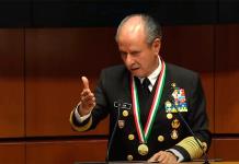 Almirante Semar recibe Medalla de Honor en el Senado