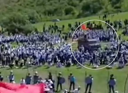 VIDEO | Accidente en Festival de Kirguistán: Camioneta Atropella a Estudiantes