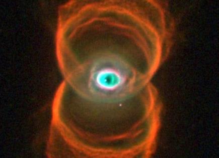 Revela NASA imágenes de nebulosa en forma de ojo cósmico