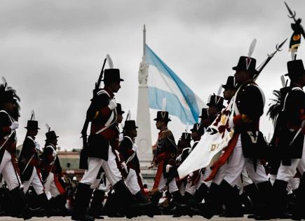 Desfile de los Granaderos: una tradición que une historia y sociedad en la Plaza de Mayo de Buenos Aires.