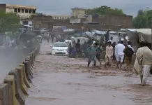 Pakist&aacute;n registra r&eacute;cord de lluvias en abril