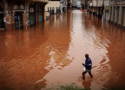 Suman 56 víctimas mortales por lluvias en Brasil