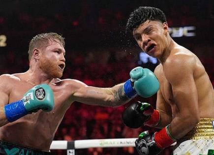 ´Canelo´ Álvarez retiene sus títulos