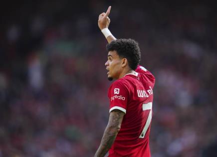 Liverpool vence a Tottenham y Klopp sonríe