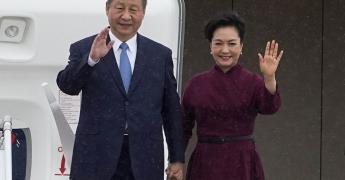 Presidente chino Xi Jinping inicia gira por Europa en medio de tensiones