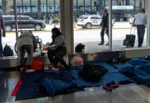 Colaboración entre aerolíneas y gobiernos contra migración irregular Colaboración entre aerolíneas y gobiernos contra migración irregular