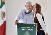 AMLO desmiente rumores de divorcio y muestra amor en redes sociales