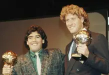 Herederos de Maradona luchan por recuperar Balón de Oro Herederos de Maradona luchan por recuperar Balón de Oro