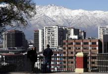 Fenómeno climático en Santiago: Lluvia y Nieve en la Cordillera de Los Andes