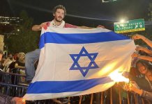 Protesta en Embajada de Israel por manifestantes pro Palestina