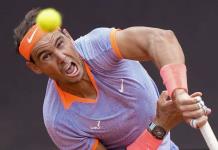 Rafael Nadal remonta en emocionante partido de tenis