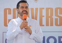 No pasar&iacute;a examen de prepa y fue presidente, responde M&aacute;ynez a Fox