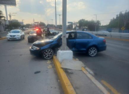 Solo daños materiales en accidente de tránsito en Salvador Nava