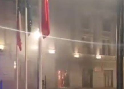 Incendio en el Palacio de los Tribunales de Chile