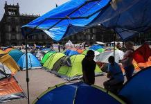 Intenso mitin de la CNTE en defensa de la educación