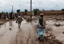 Al menos 50 muertos por inundaciones en Afganistán Al menos 50 muertos por inundaciones en Afganistán