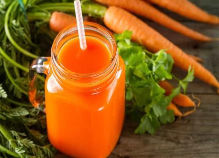 Beneficios del jugo de zanahoria y alfalfa para la salud