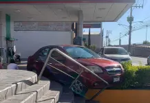 De la gasolinera al impacto: Historia accidentada en la Salvador Nava De la gasolinera al impacto: Historia accidentada en la Salvador Nava