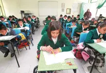 Sin opini&oacute;n de la SEP, gobierno adelantar&iacute;a conclusi&oacute;n de ciclo escolar: Gallardo