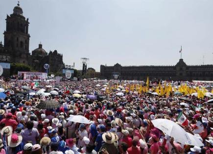 Manifestación de la Marea Rosa en el Zócalo de la CDMX