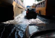 Foto del día | Aguas turbias en la ciudad