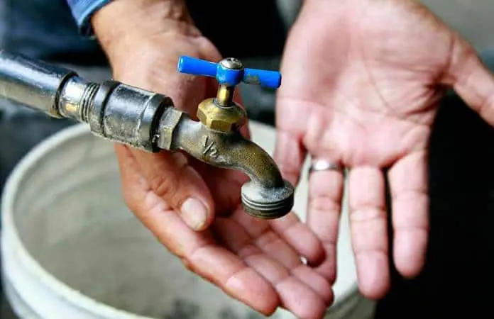 Agua, demandan los habitantes de Cárdenas