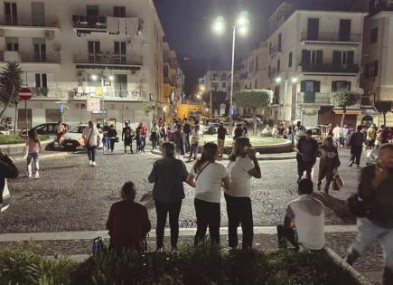 Evacuación de prisión en Italia tras sismo en Campos Flégreos