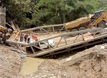 Colapso de puente vehicular en Tamazunchale-Matlapa