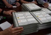 Se registra voto hist&oacute;rico en el extranjero y en penales