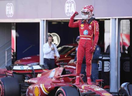 Leclerc gana en Mónaco; Sainz tercero y Checo Pérez abandona tras accidente